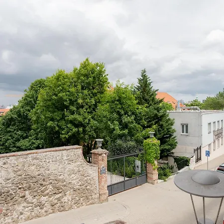Castle Hill Modern Free Parking * Bratislava